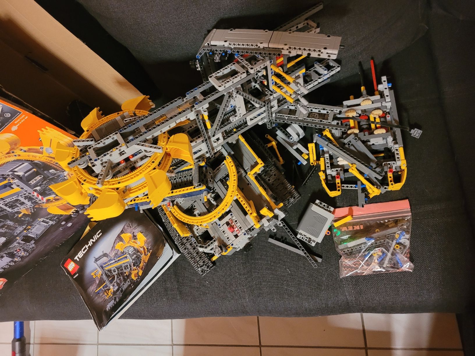 Lego Giocattoli: Lego 42055 Schauffelbagger – Usato da Egerkingen venduto da Pascal.FL 2