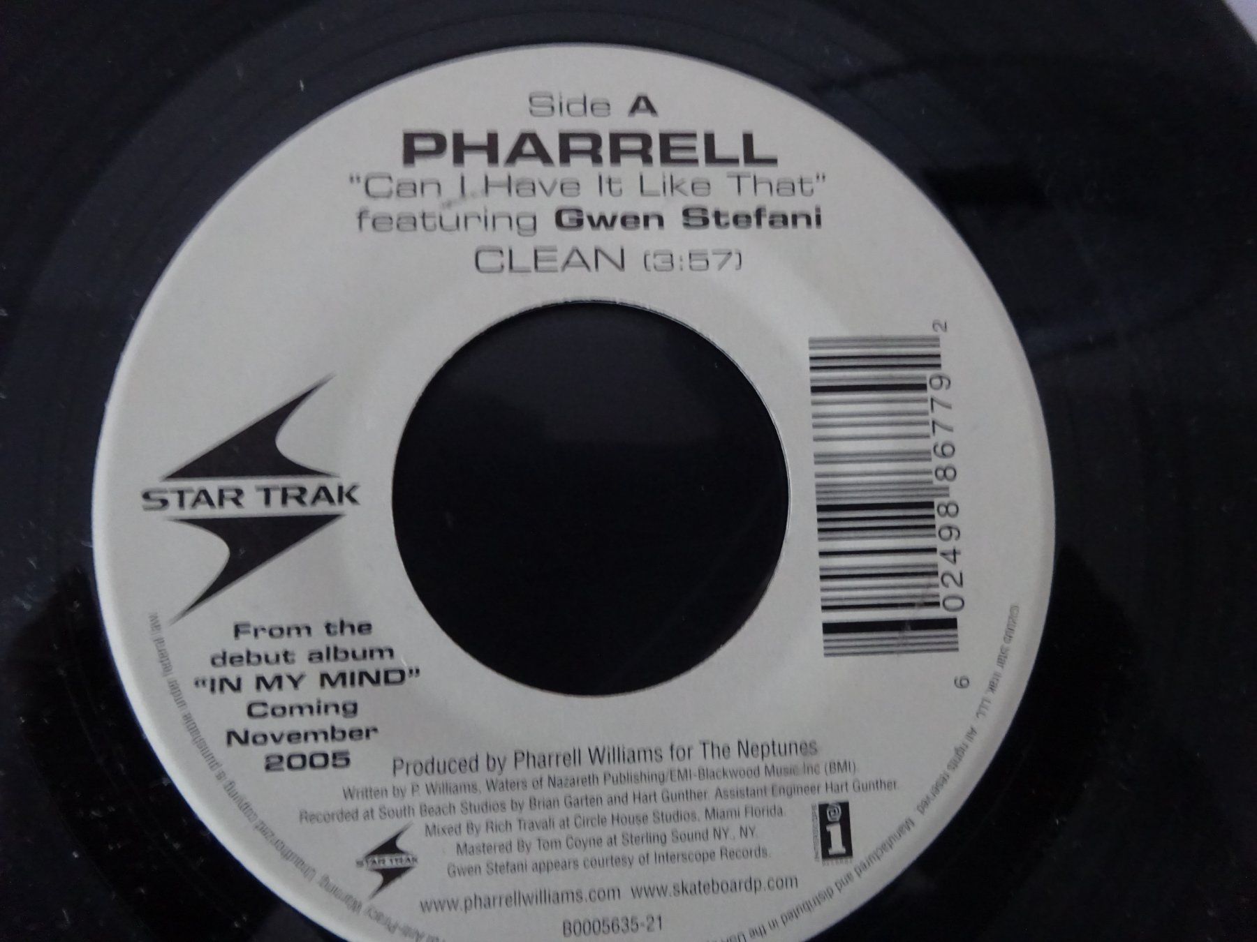 Dischi in vinile: PHARRELL feat GWEN STEFANI *** CAN I HAVE IT LIKE THAT – Usato da Luzern venduto da xrayspex99 1