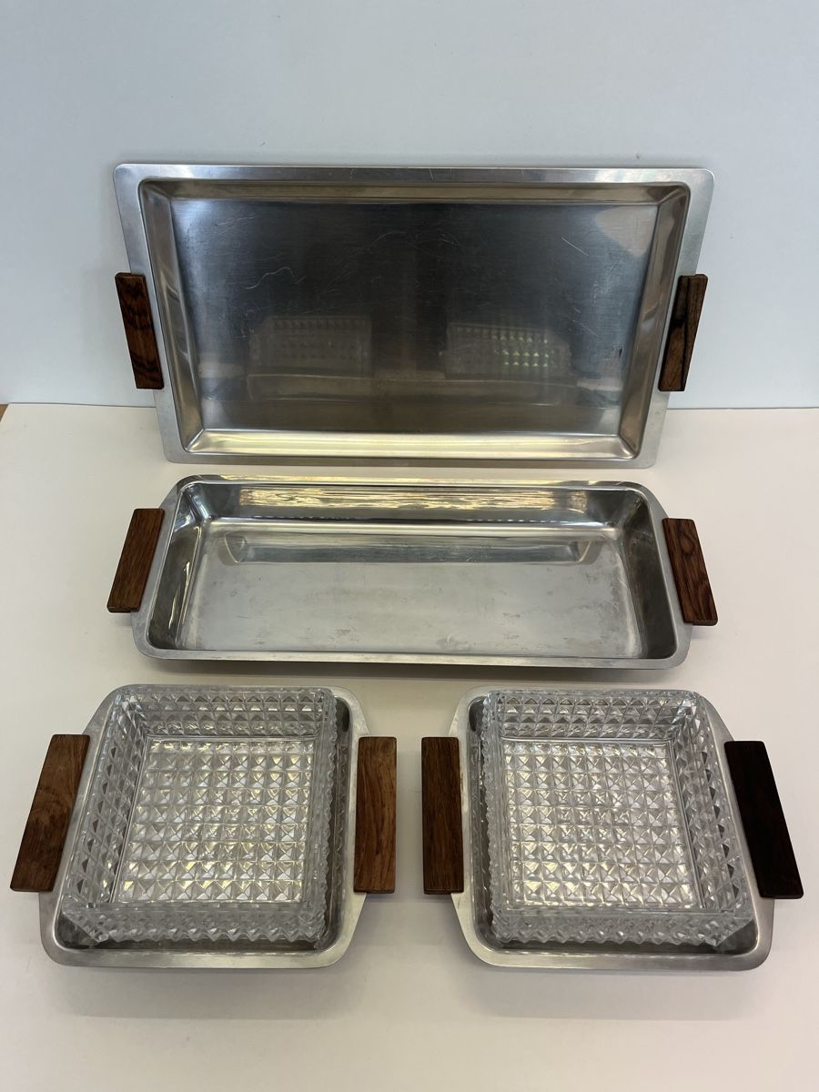Servierplatten: Tablett Set Metall Glas Retro – Gebraucht aus Zürich von sluty 3