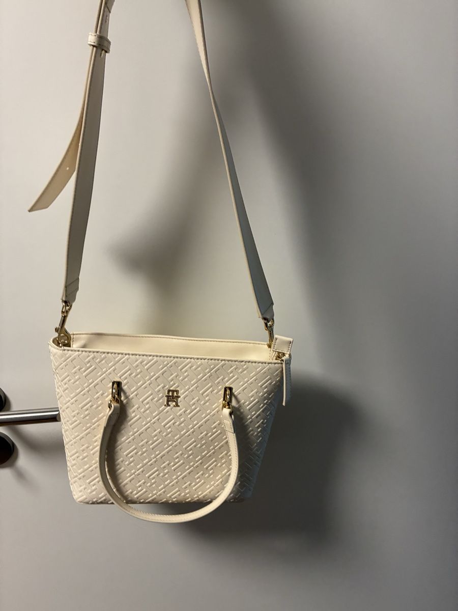Tommy Hilfiger Borse da donna: Tommy Hilfiger blanc cassé neuf – Nuovo e nell'imballaggio originale da Brent venduto da miloune 2