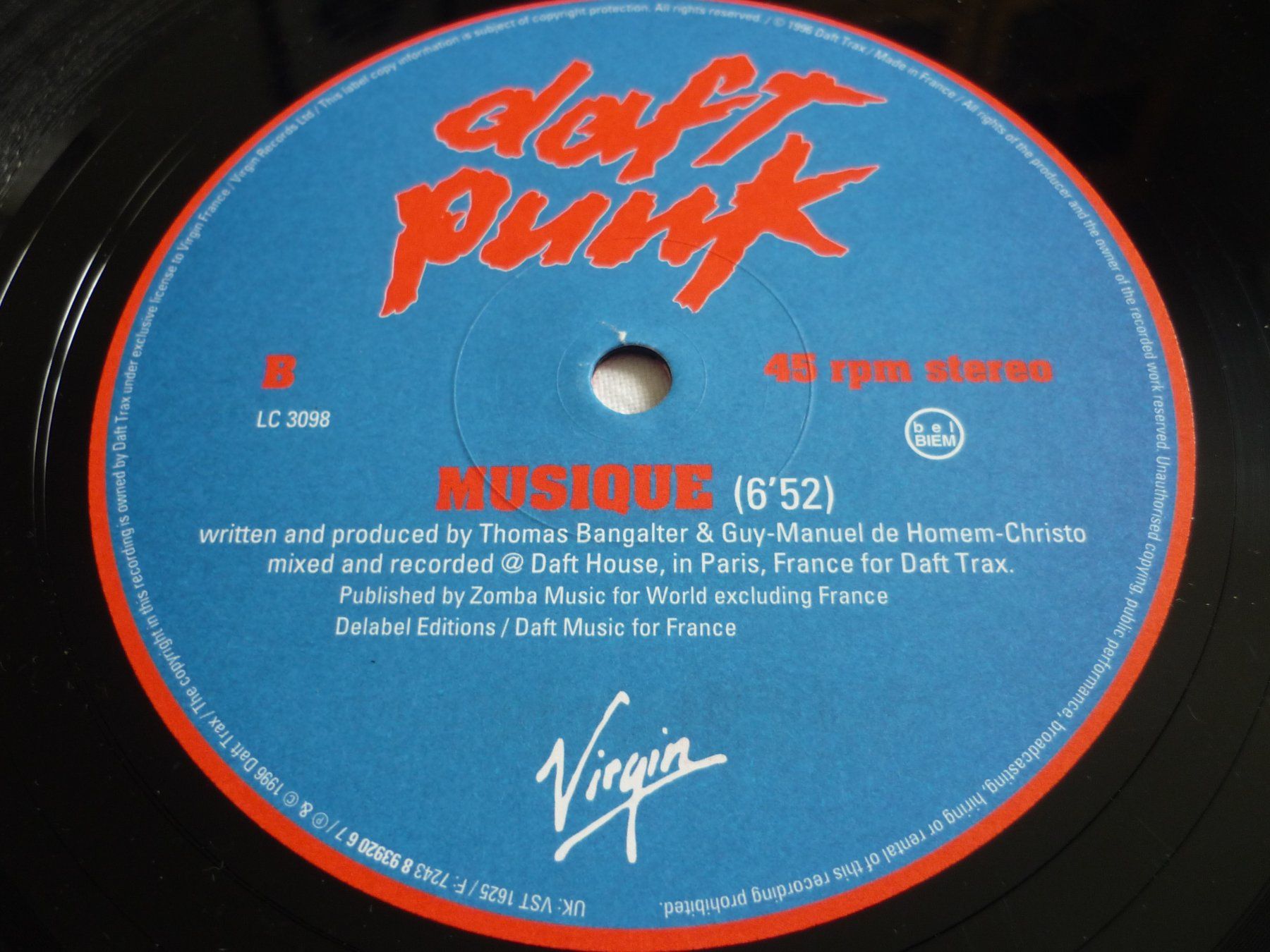 Dischi in vinile: Rare Techno Vinyl - Daft Punk - double feature - da funk – Usato da Beringen venduto da Flatretriever 1
