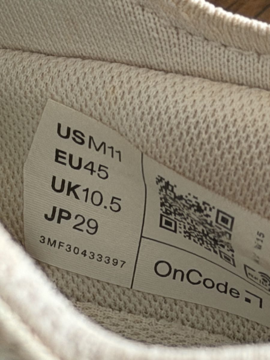 On Scarpe da uomo: On Cloudsurfer Max – Usato da Zürich venduto da Gamefan 3
