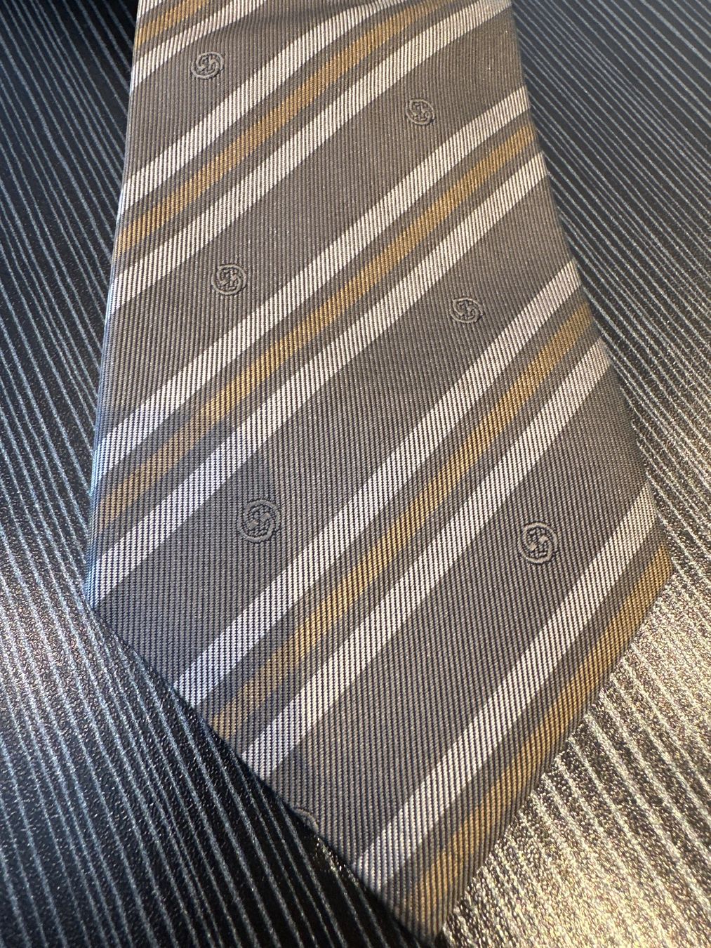 Cravatte: Gucci Krawatte - Nr. 981 – Usato da Hittnau venduto da LuxAndMore 2