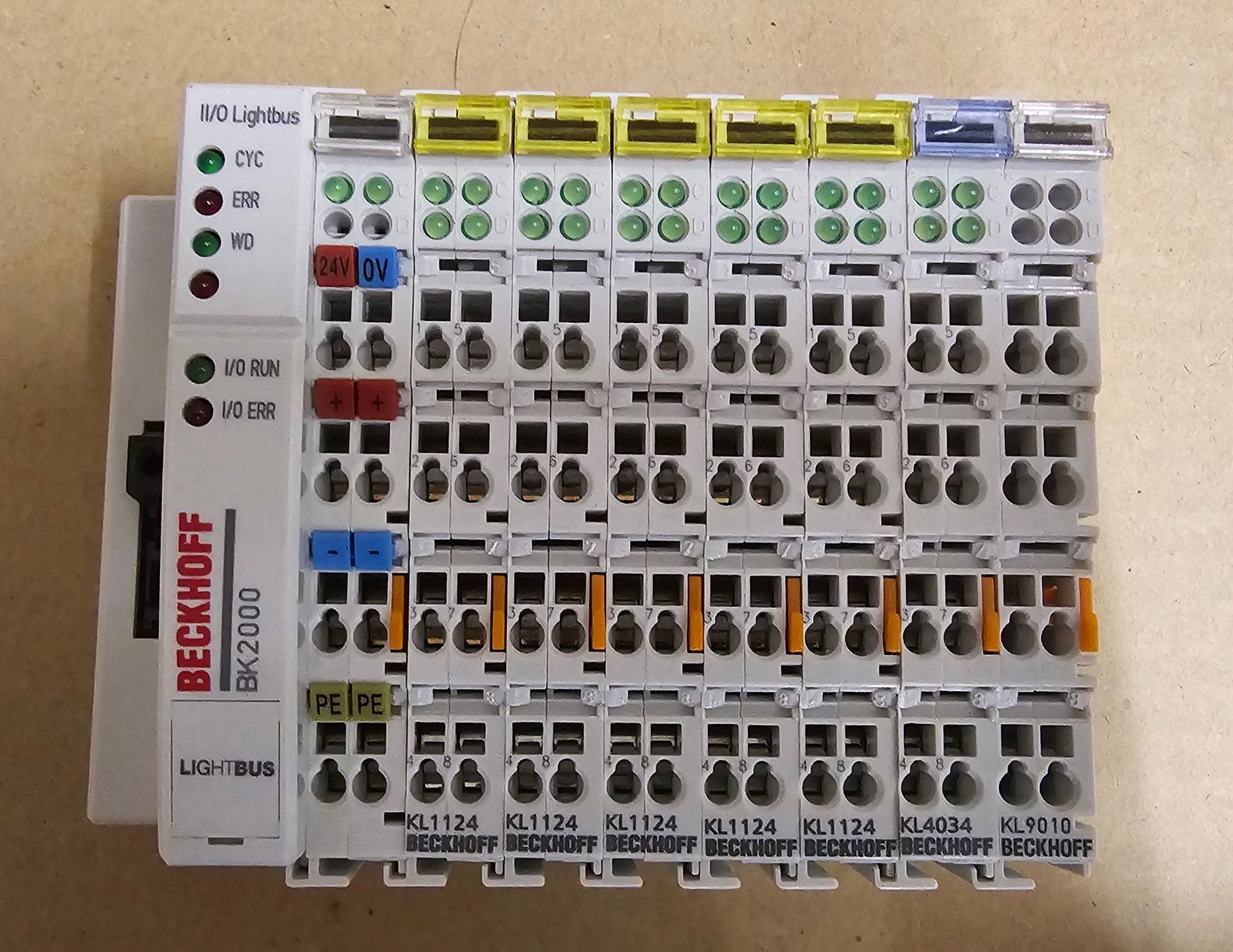 Beckhoff Componenti elettronici: Beckhoff Konvolut 1 "Buskoppler & Klemmen" – Usato da Boniswil venduto da LakeSide_Boniswil 1
