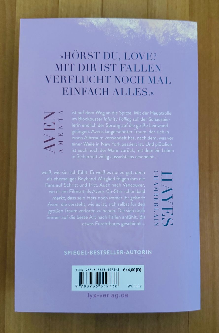Bücher: Infinity falling- Sarah Sprinz – Gebraucht aus Bettwil von bellis_perennis_222 1