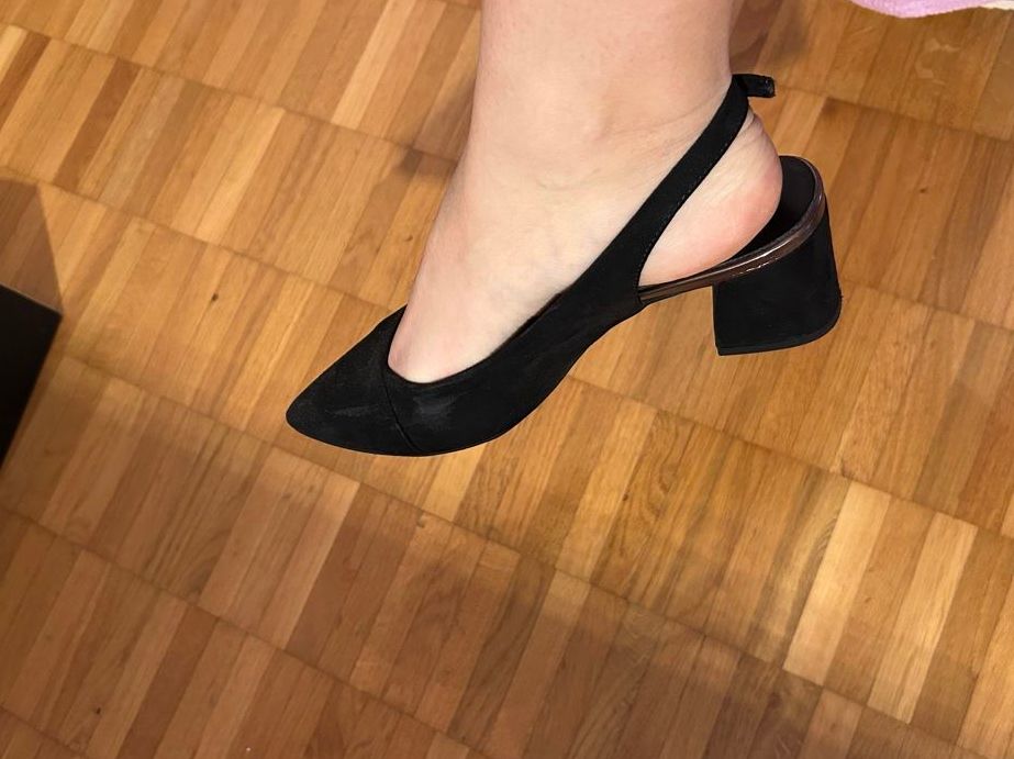 Scarpe da donna: Marco Tozzi Pumps mit Absatz – Usato da Wettingen venduto da sar_k7hg