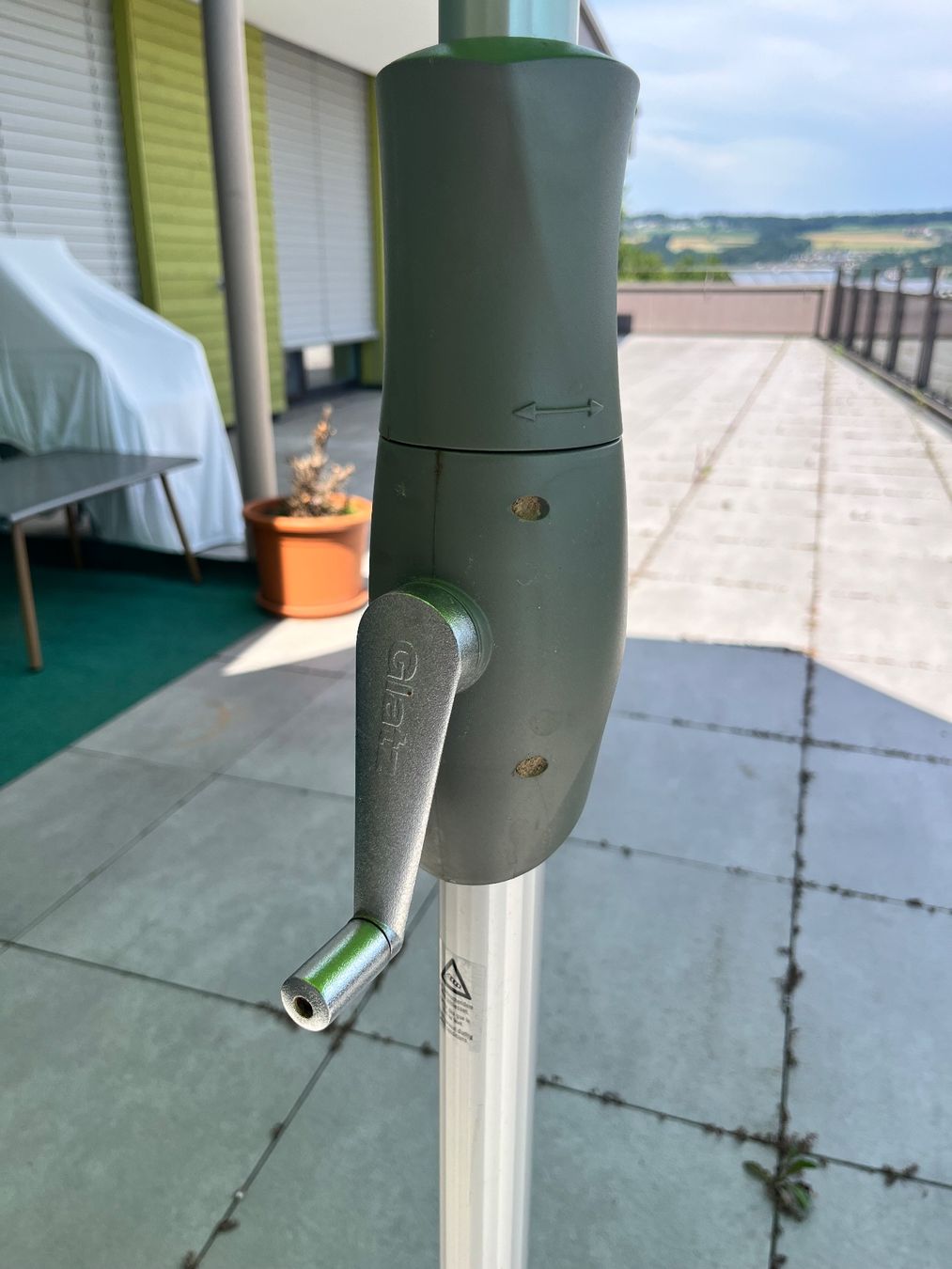 Sonnenschirme: Sonnenschirm – Gebraucht aus Rottenschwil von dan_bbx8 3