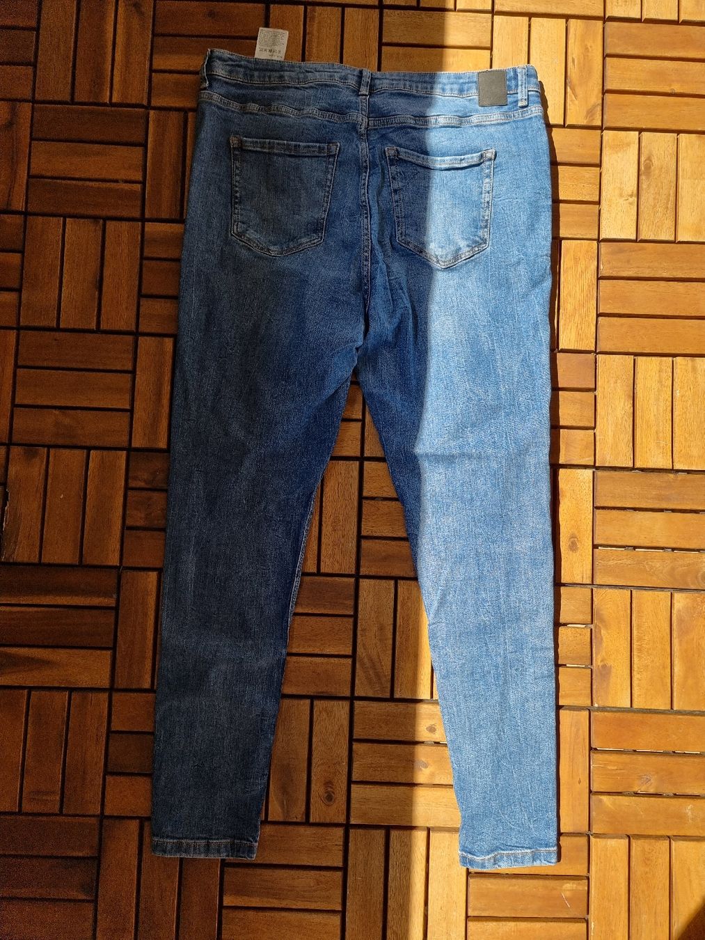 C&A Jeans: skinny jeans high rise EU44 – Usato da Balzers venduto da Homeandgarden 1