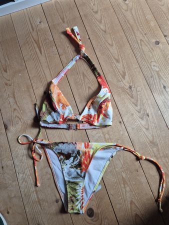 Bikini O'Neill Grösse 36 bunt neu mit Etikett