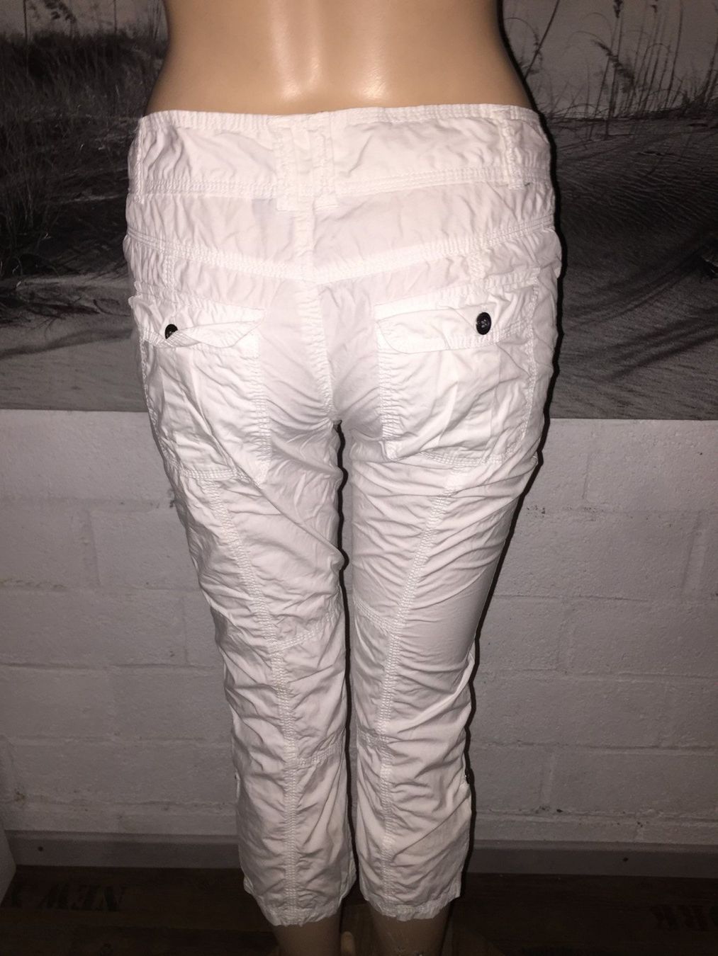 Pantaloni: Pantacourt WOMAN    Taille / Grosse 36 – Usato da Cossonay-ville venduto da Super-Price-Quality 1