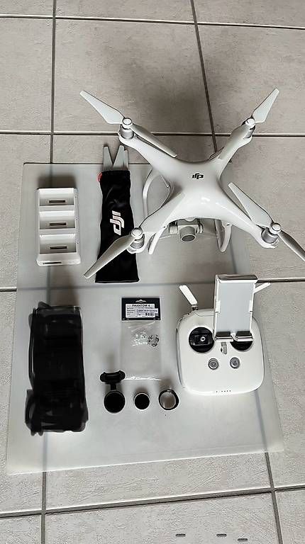 DJI Modellismo RC: Verkauf DJI Phantom 4 – Usato da Interlaken venduto da Cablecable