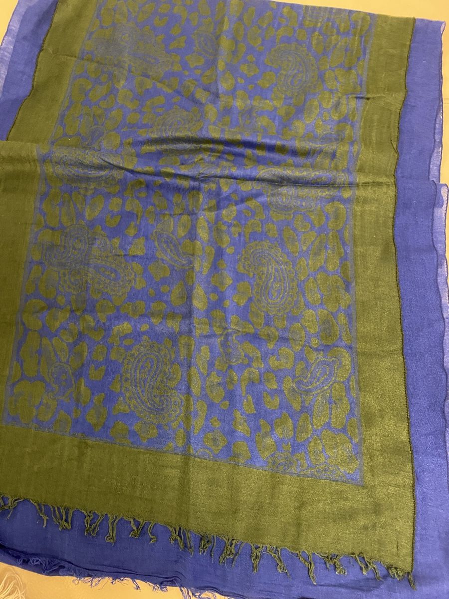 Foulard & Sciarpe: Wolle / Seide Schal 🌸 – Usato da Opfikon venduto da Luis144 4