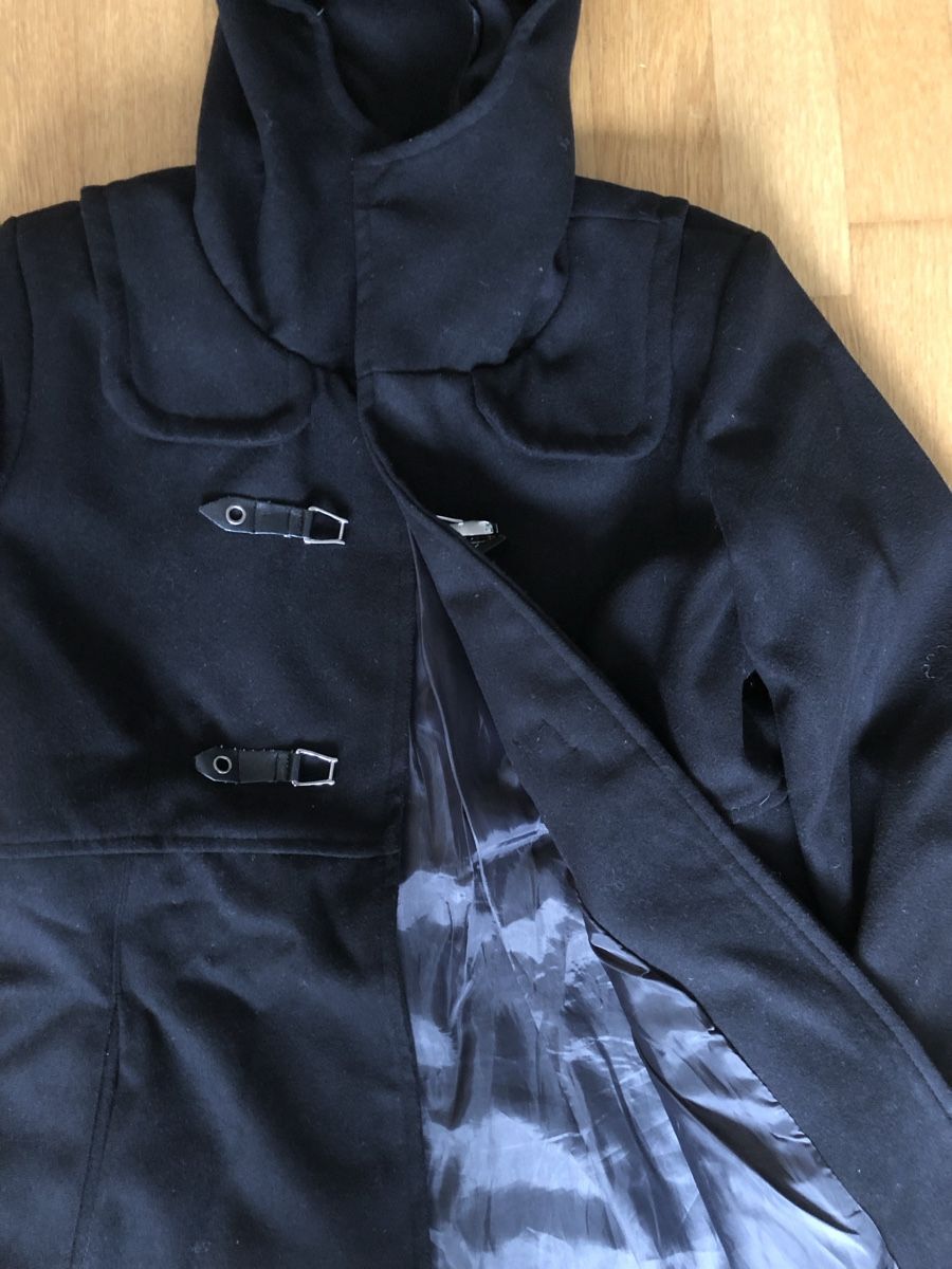 Giacche: Schwarzer Dufflecoat mit Kapuze - Wintermantel – Usato da Allschwil venduto da sil_nq7f 3