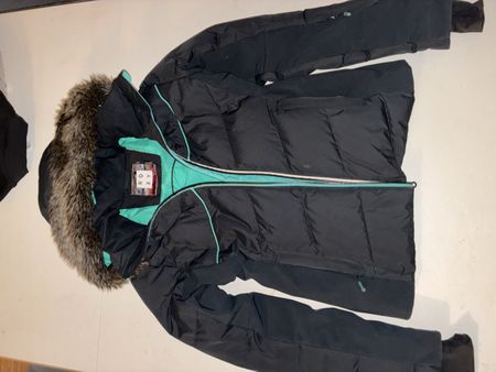 Veste de ski Roxy noire taille M fourrure capuche état neuf