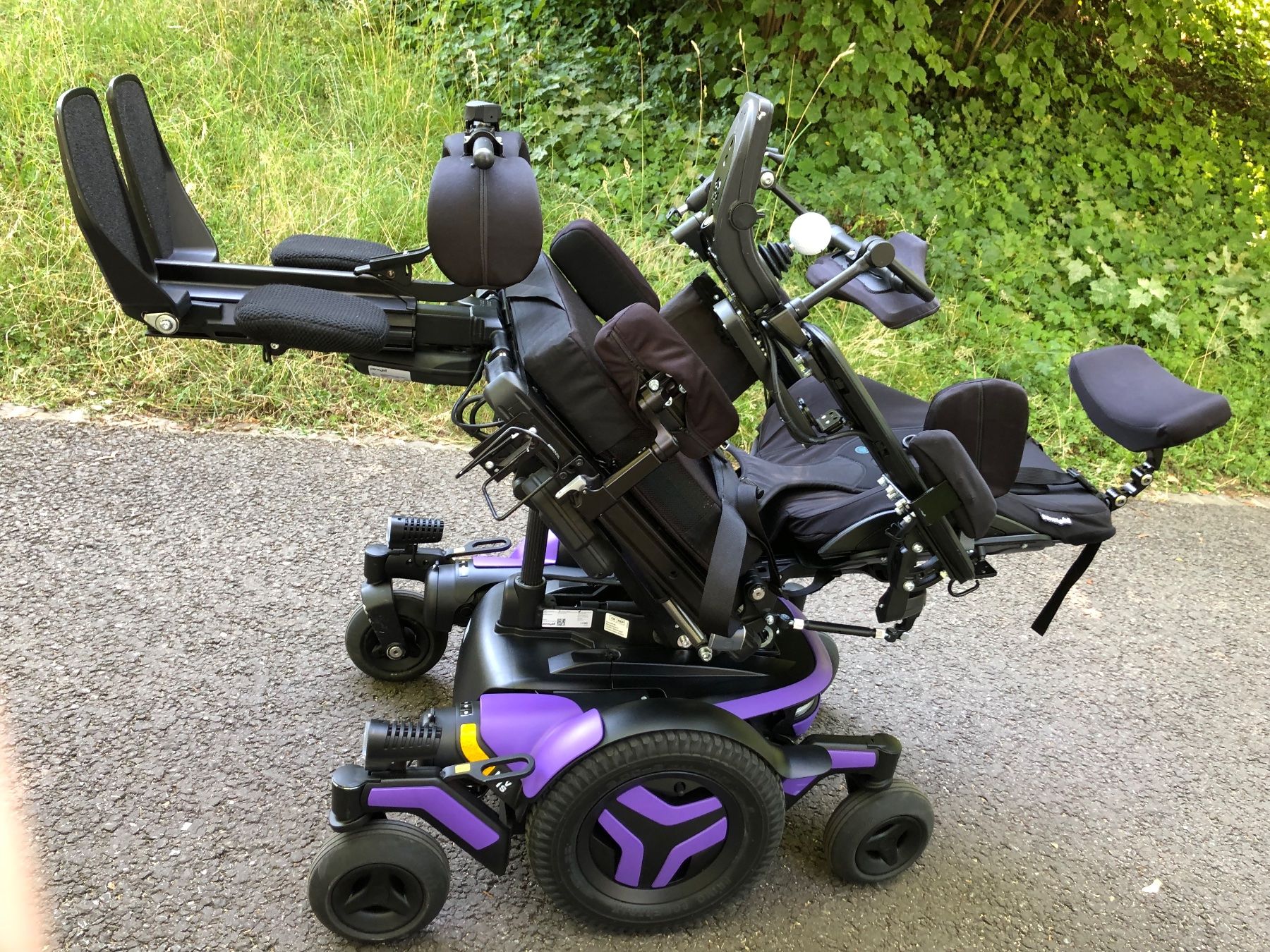 Sedie a rotelle: Elektro-Rollstuhl mit Stehfunktion und Sitzlift – Nuovo (secondo la descrizione) da Basel venduto da rog_vwf5 3