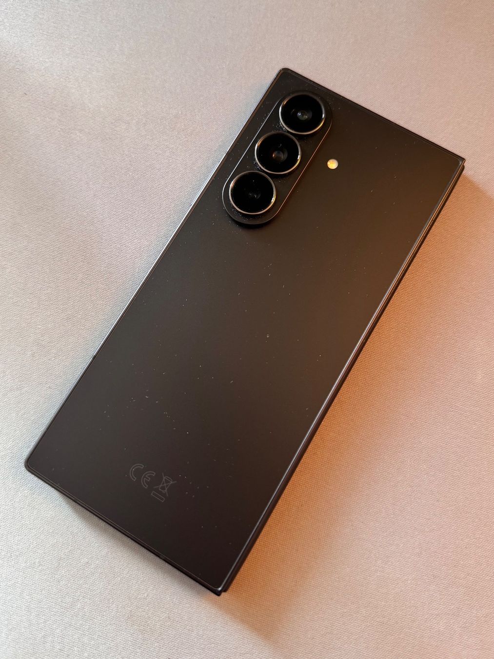Samsung Telefoni cellulari / Smartphones: Samsung Galaxy Z Fold7 – Nuovo (secondo la descrizione) da Rüdtligen venduto da alex.galli 5