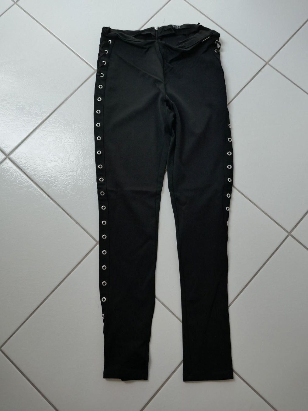 Guess Hosen: NEU !  GUESS  Schwarze Hose – Neu (gemäss Beschreibung) aus Volketswil von Cobra22 1