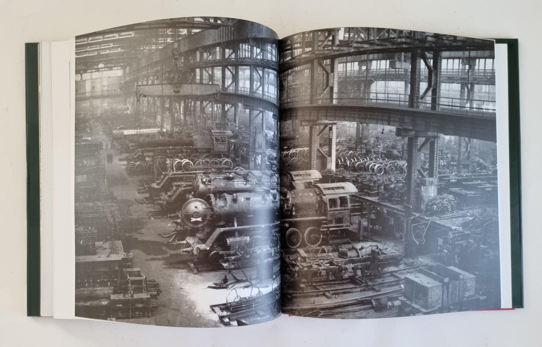 Libri: Bahnhöfe der Welt - Bildband Architektur Bahn – Usato da Opfikon venduto da Diversamente 8