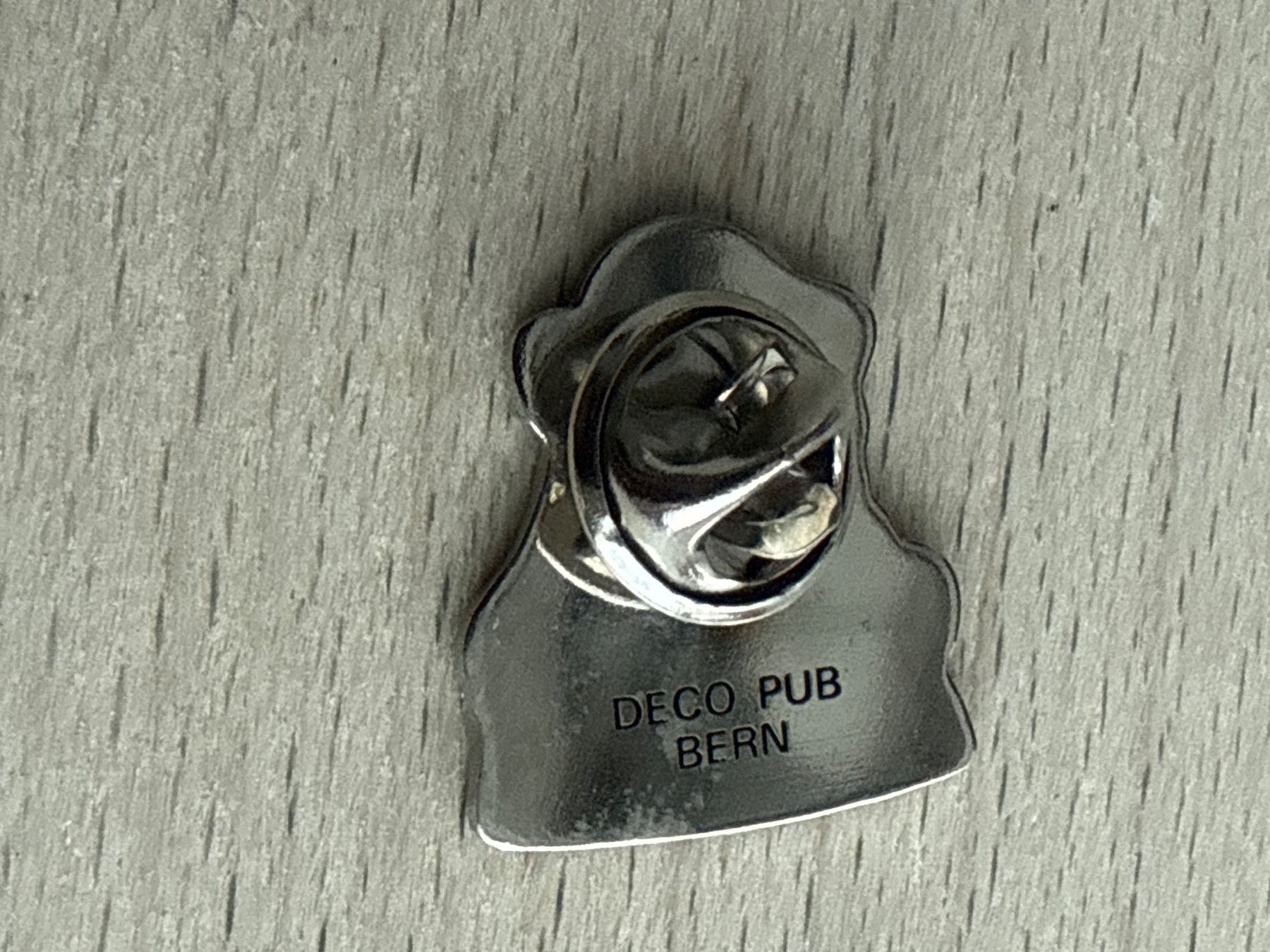 Placchette & Badge: Pin Strafanstalt BOSTADEL – Usato da Glattbrugg venduto da Schweigmatt 1