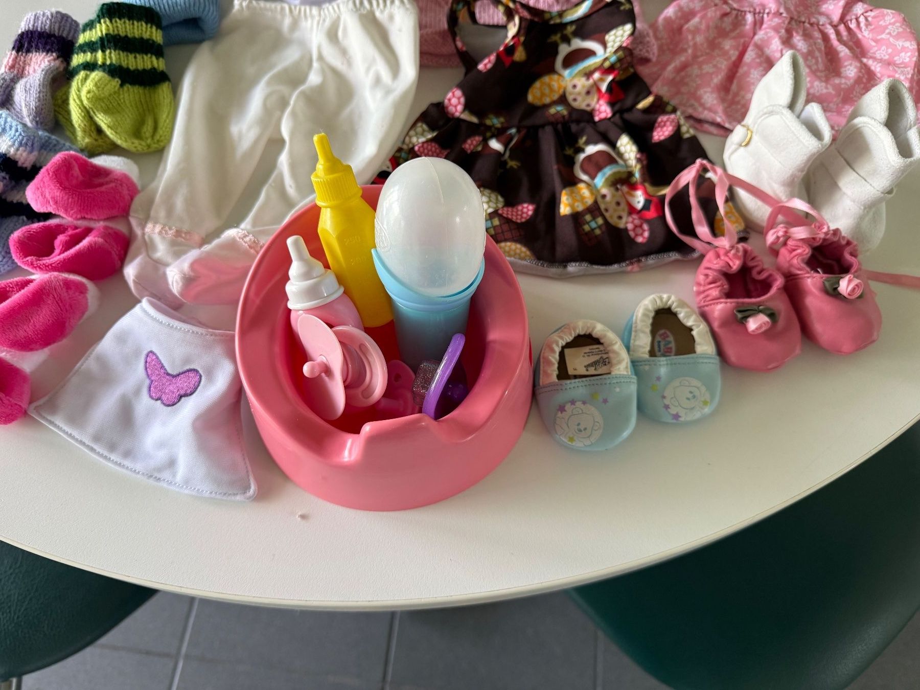 Bambole: Puppenkleider diverse Grössen – Usato da Dällikon venduto da dahi1 1