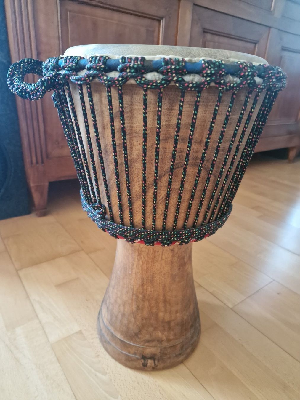 Musikinstrumente: Djembe mit schönem Klang – Gebraucht aus Wabern von ricar2do