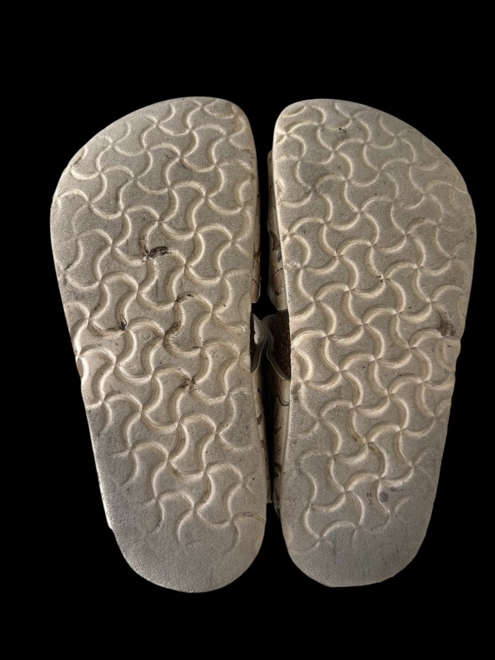 Birkenstock Scarpe per ragazzi: Birkenstock Sandale mit Dinos | Gr.28 – Usato da Lenzburg venduto da Orzo3 2