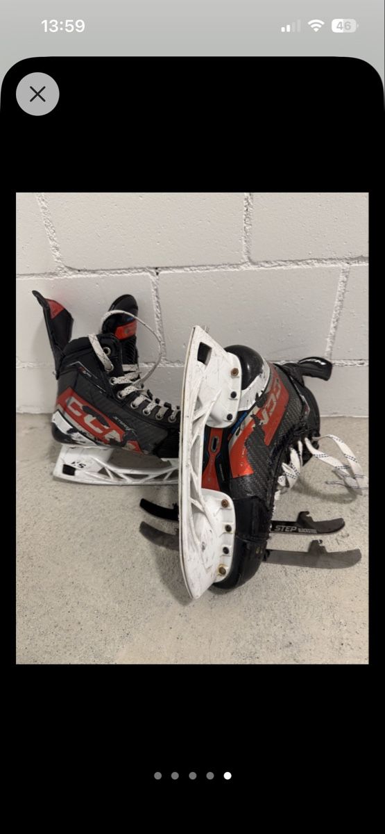 Ccm Patins à glace: Schlittschuhe CCM FT6 Pro Gr. 38.5 – D'occasion à Port par kre_2d9n
