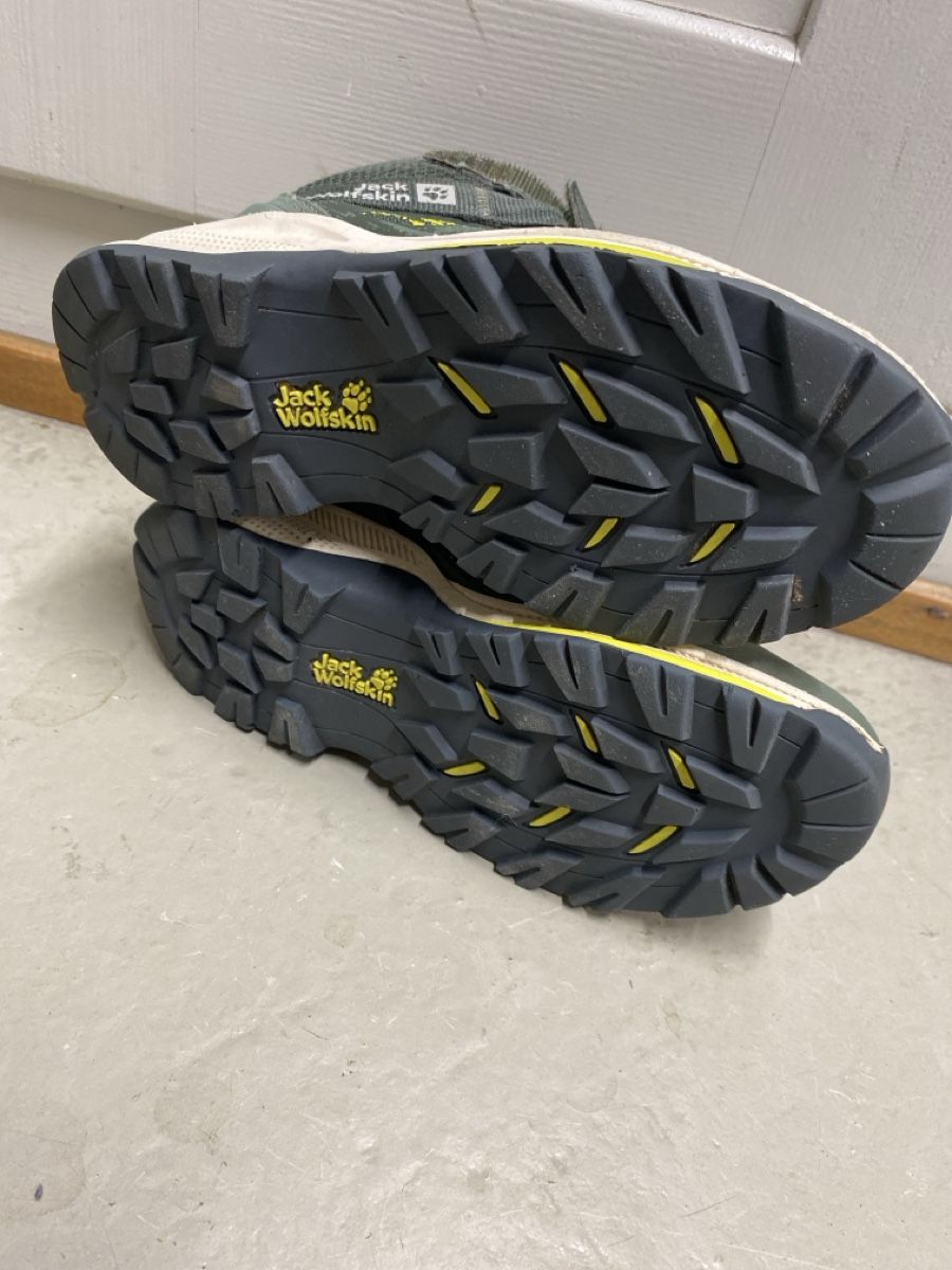 Jack Wolfskin Scarpe per ragazzi: Wanderschuh Jack Wolfskin gr. 32 – Usato da Winterthur venduto da menura 2
