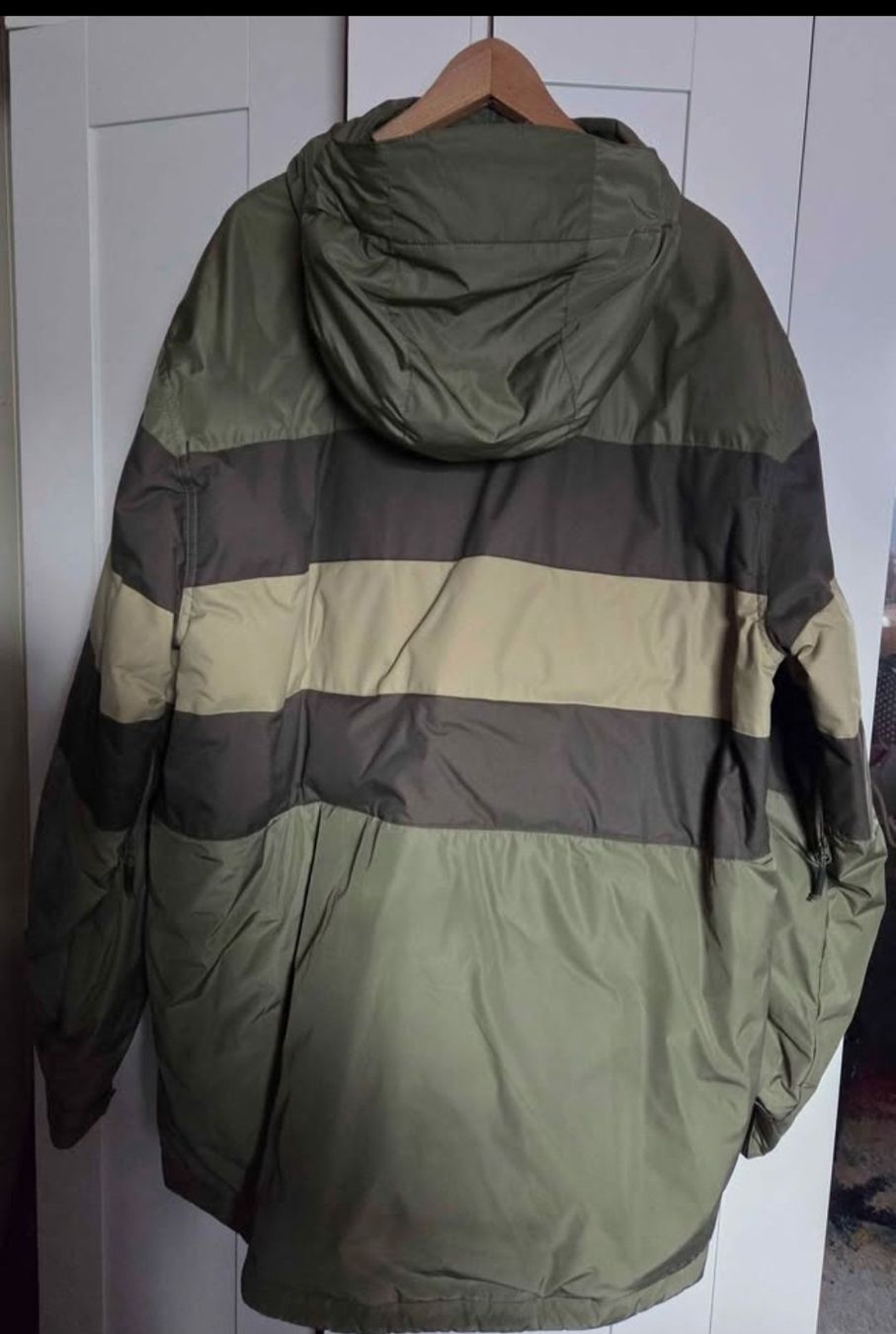 Burton Giacche: Veste Burton – Usato da Bioley-Magnoux venduto da esperance7 1