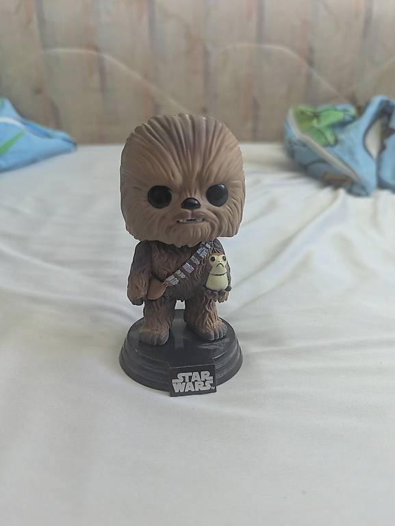 Figuren: Star Wars Chewbacca Funko Pop  – Gebraucht aus Kloten von sop_zxc9 1