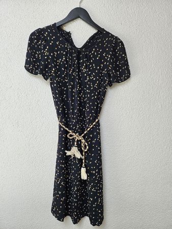 Sommerliches Midikleid,von sessun Gr. 32, blau mit Muster