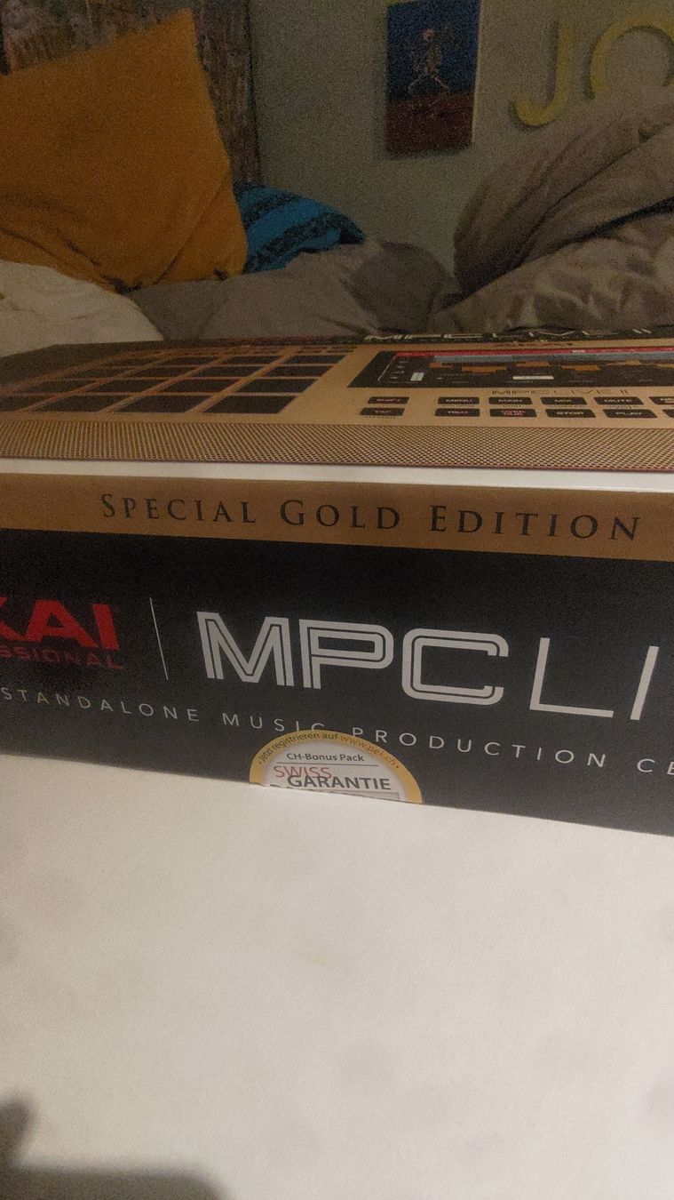 Akai Strumenti musicali: AKAI PROFESSIONAL MPC LIVE II – Nuovo (secondo la descrizione) da Nussbaumen AG venduto da 3D_Printing 7