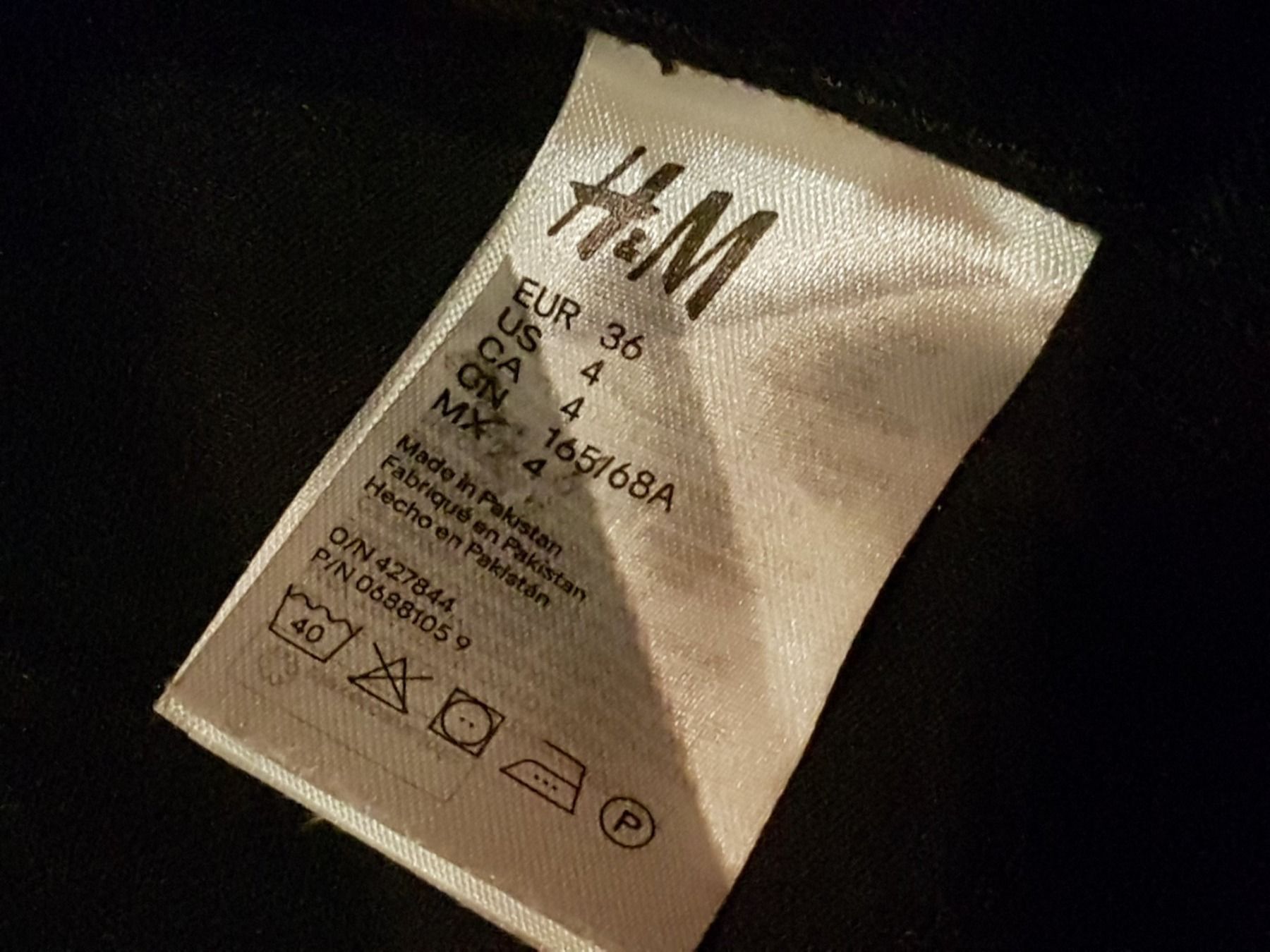 H&M Gonne: Jupe noire taille 36 marque H&M – Usato da Villiers venduto da san_jn5w 3