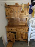 Buffet vaisselier en bois massif style rustique / chalet