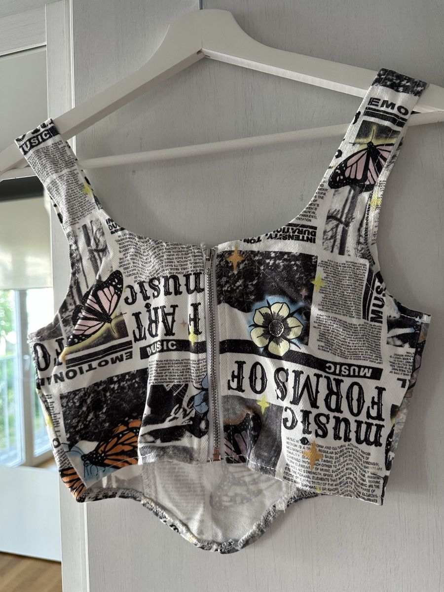 Top: Sommer Top Bustier Newspaper Print – Nuovo (secondo la descrizione) da Olten venduto da sar_zs6d 1