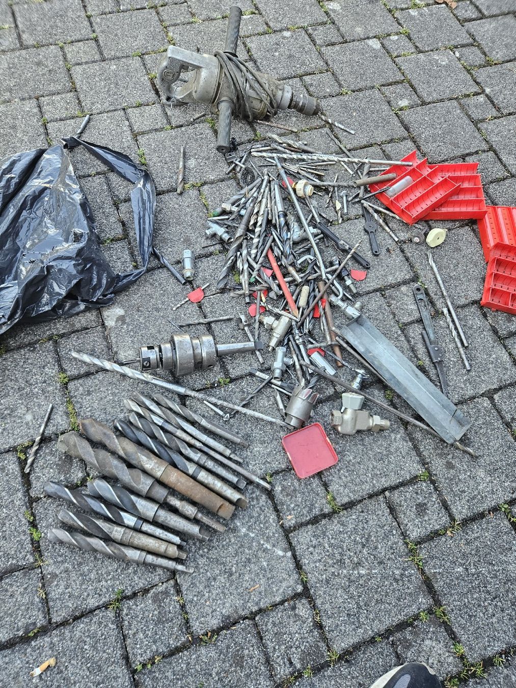 Tutti gli attrezzi: Lot Werkzeug  – Usato da Rickenbach b. Wil venduto da nic_8ljr 2