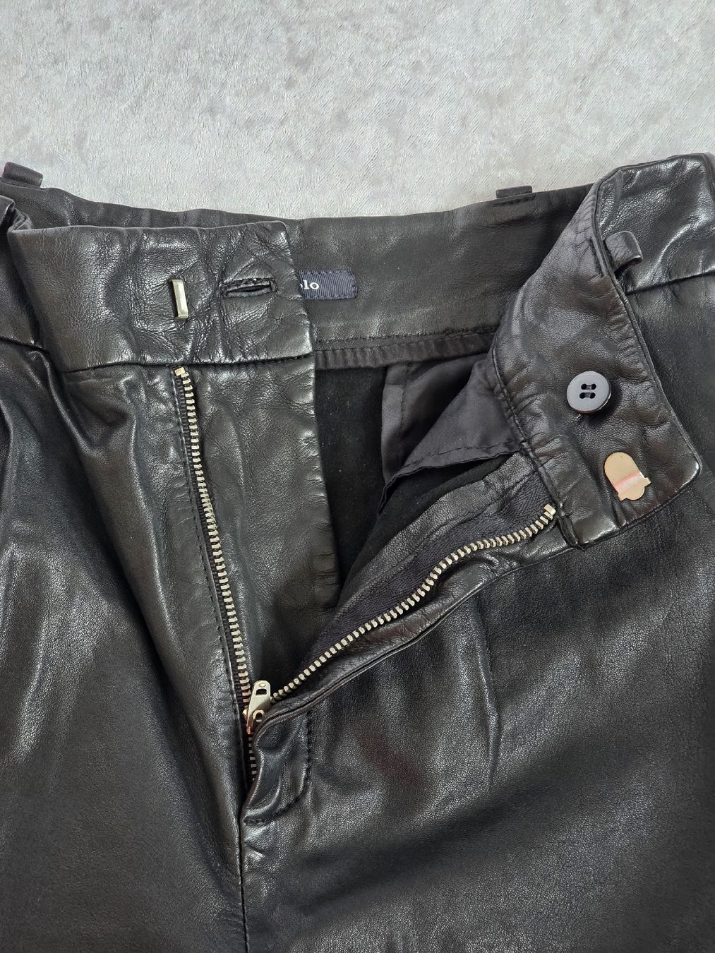 Marc O'Polo Pantaloni: Leder-Shorts-Marc O'Polo – Nuovo (secondo la descrizione) da Pfäffikon SZ venduto da hrs_k2tn 3