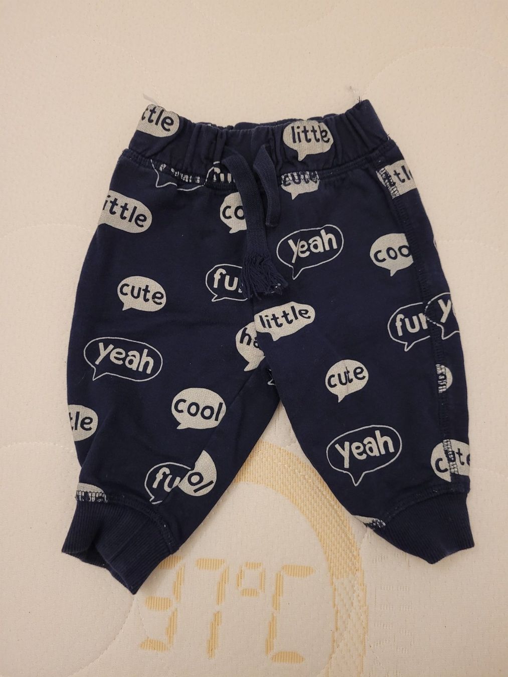 C&A Pantalons: Hose gr. 68 – D'occasion à Inwil par Flower2325