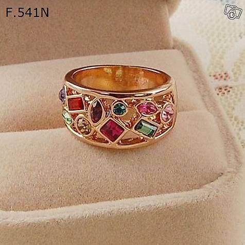 Anelli: Schicker Damenring Rosengold mit bunten Steinen – Nuovo (secondo la descrizione) da Minusio venduto da feritash