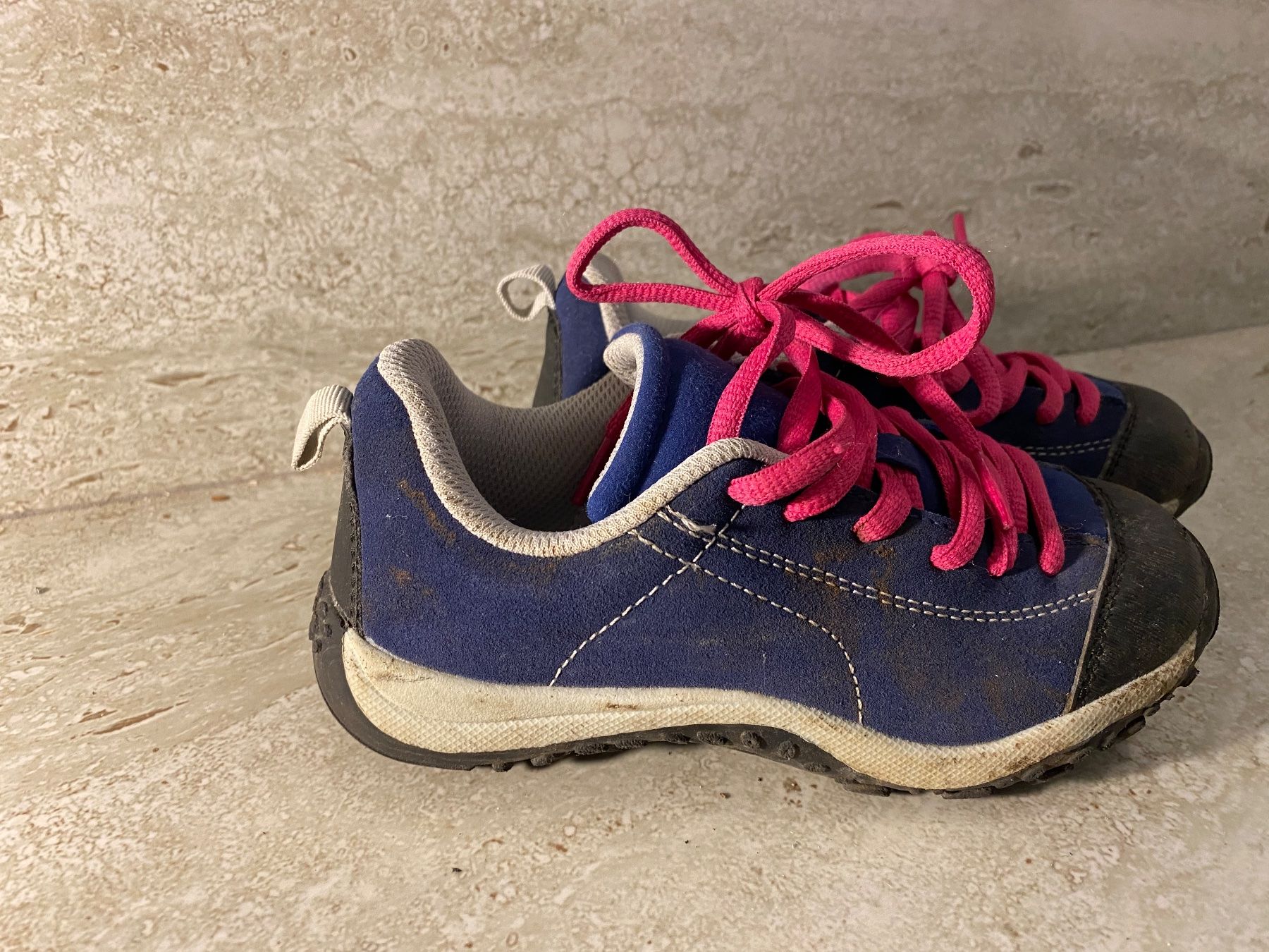 Scarpe per ragazzi: Wanderschuhe Trecking Schuhe Gr 30 – Usato da Birrwil venduto da Bendegriz 1