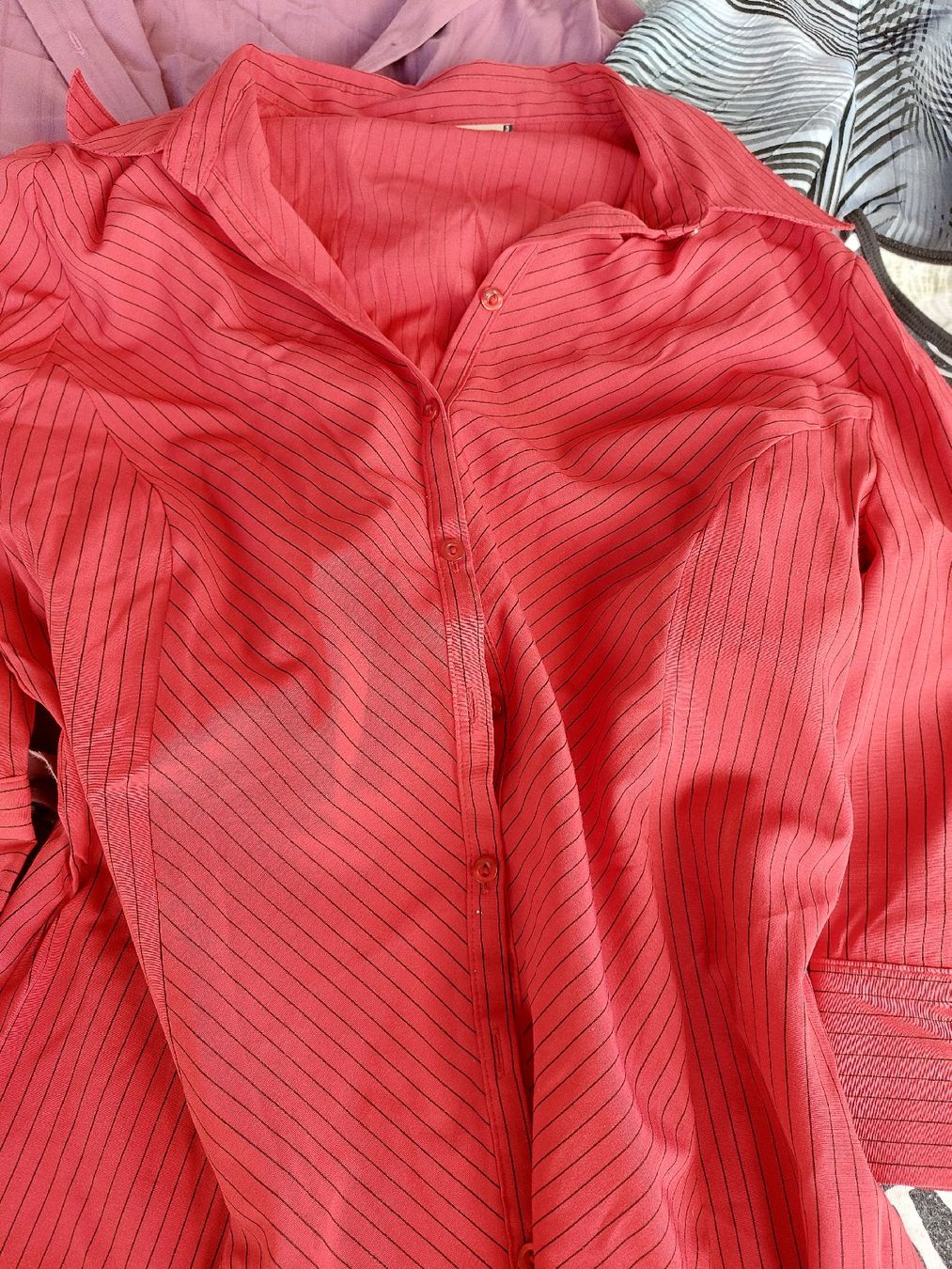 Camicette: 5 x Damenblusen, Shirt, langsam oder 3/4, Gr. 40/42 – Usato da Escholzmatt venduto da Stern777 1