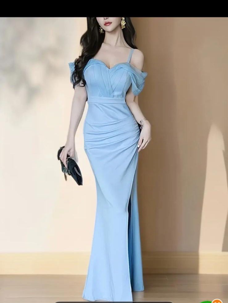 Vestiti: Hellblaues Abendkleid, Grösse M, neuwertig – Nuovo (secondo la descrizione) da Agno venduto da me_me_me 2