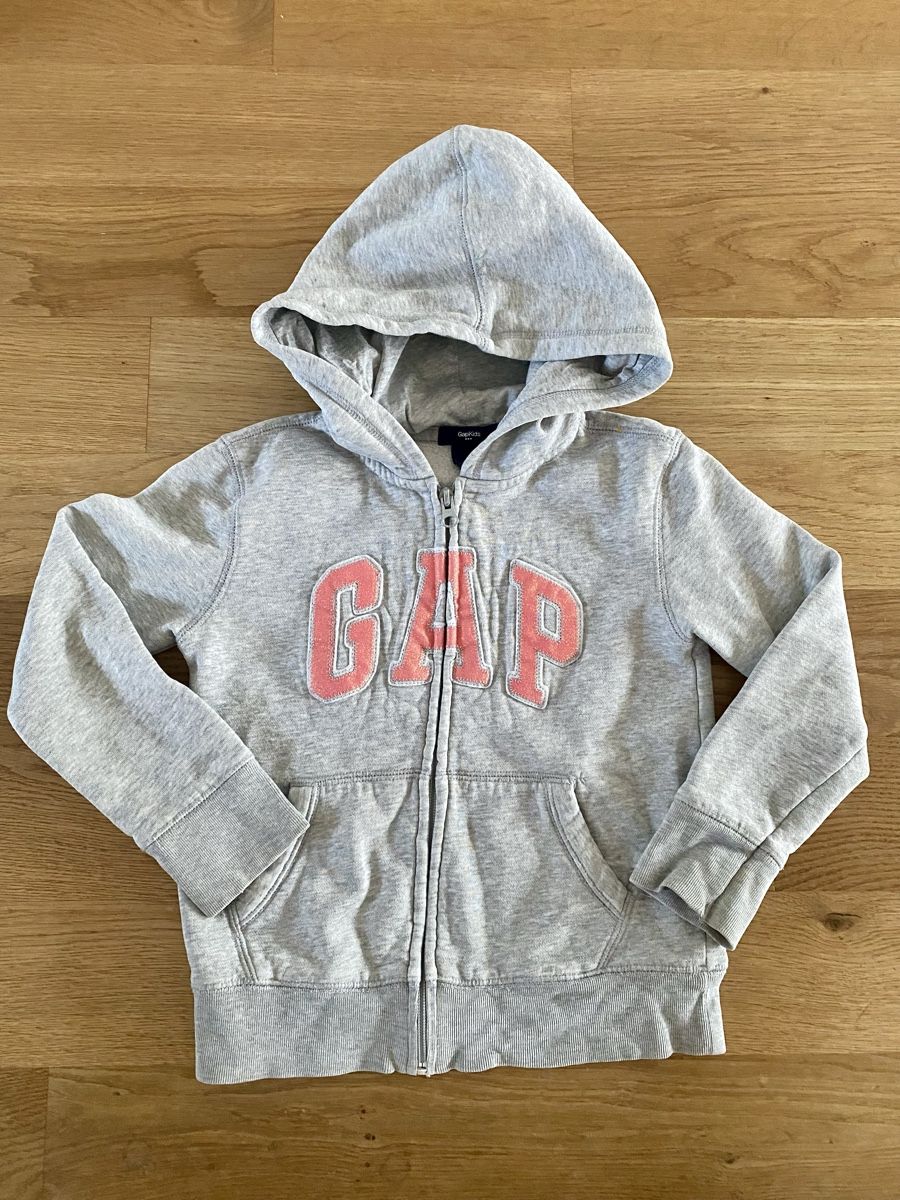 Gap Maglioni & Felpe: GAP Jäckli - Gr. 6-7 – Usato da Frenkendorf venduto da around_the_world