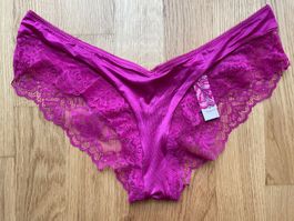 Victoria’s Secret Lace Trim Cheeky Panty M NEW