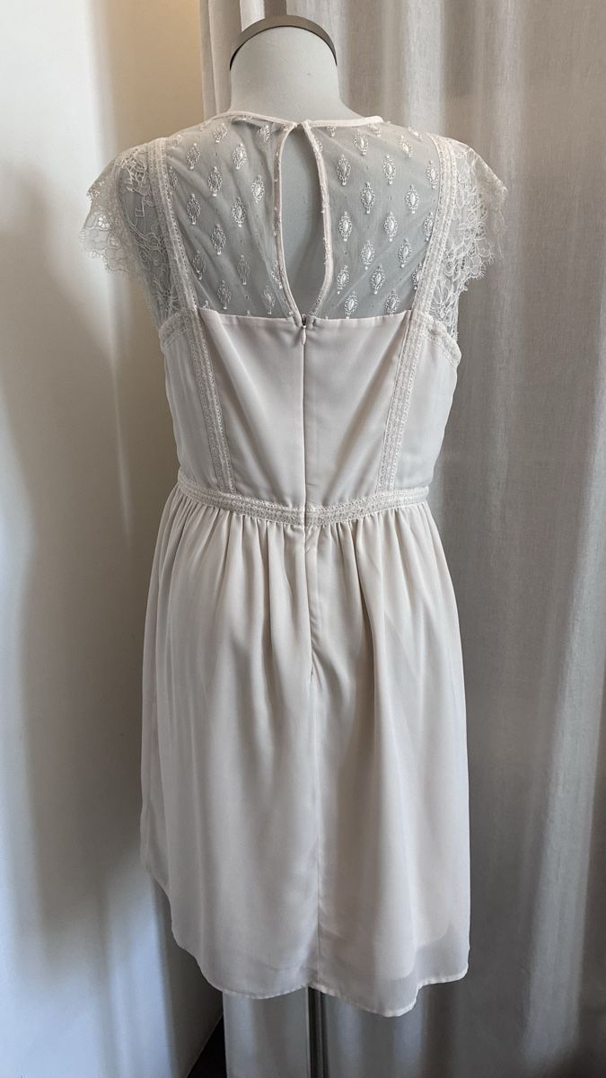 Vestiti: Kleid Spitze Creme Kurzarm Grösse ca 42 – Nuovo (secondo la descrizione) da Bäretswil venduto da Viechel 2