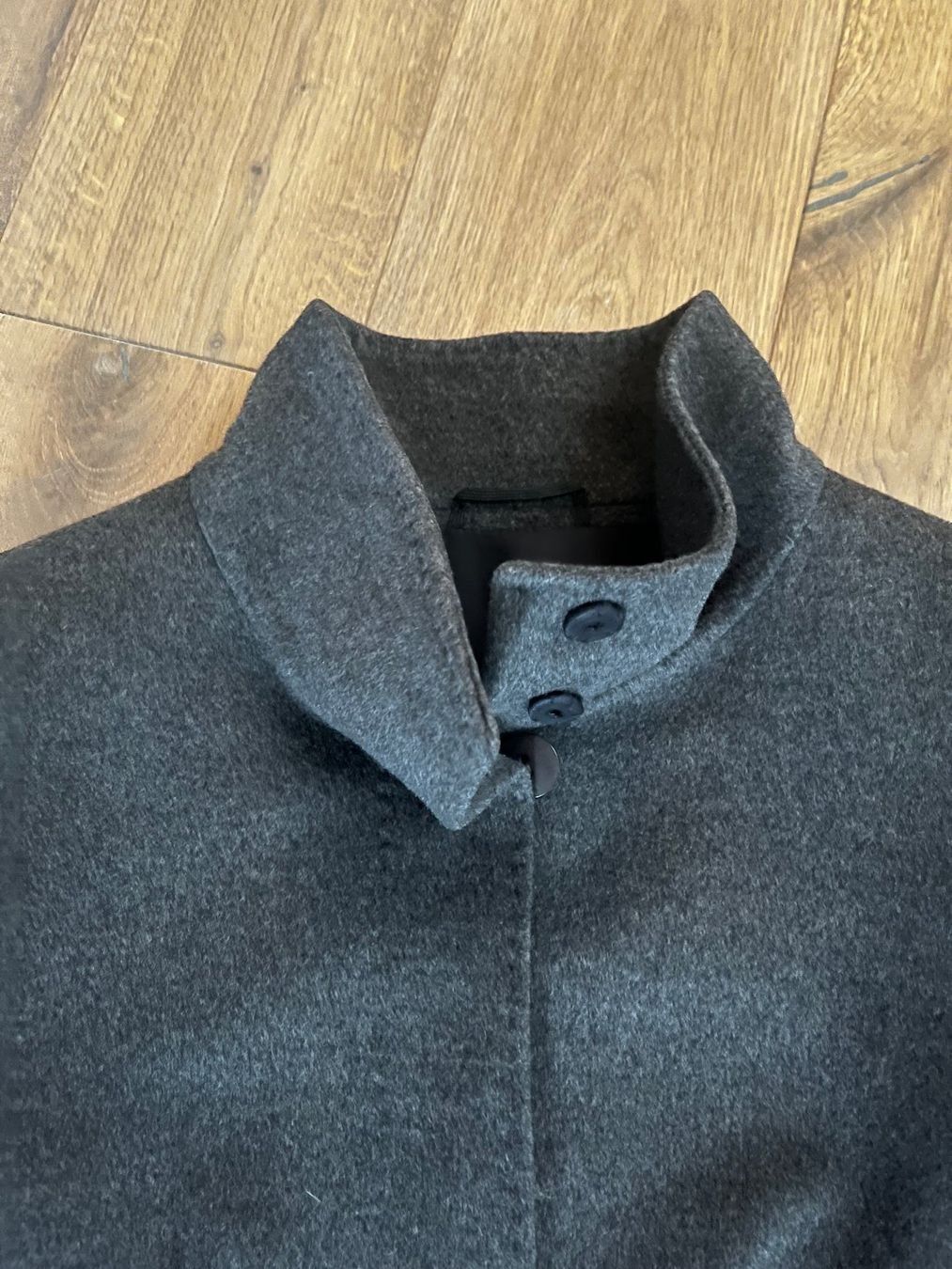 Max Mara Cappotti: Max Mara Damen Wollmantel Anthrazit – Usato da Winterthur venduto da Kikoroto 1