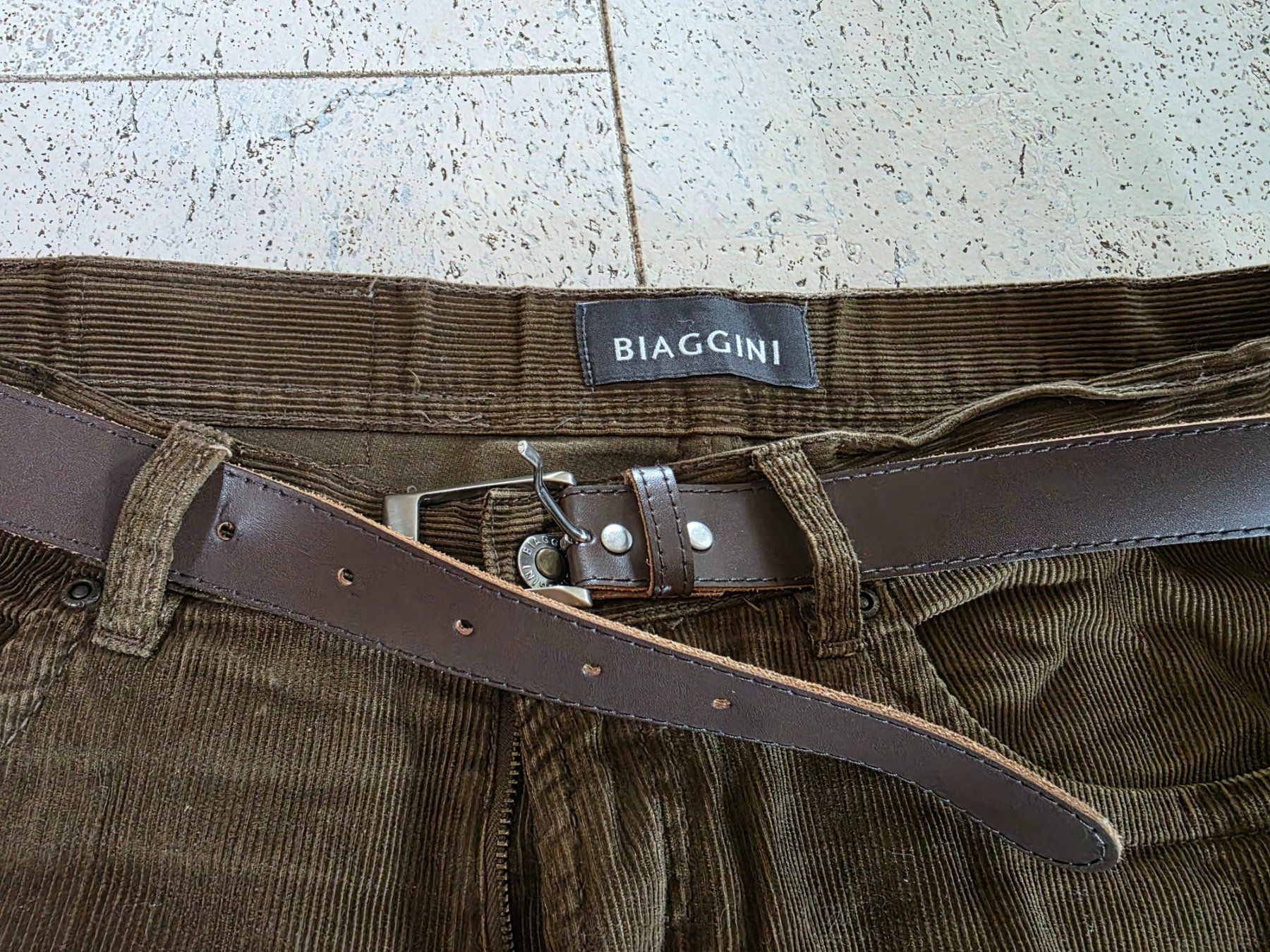 Pantalons: Herrenhose – D'occasion à Bünzen par Floh99 1