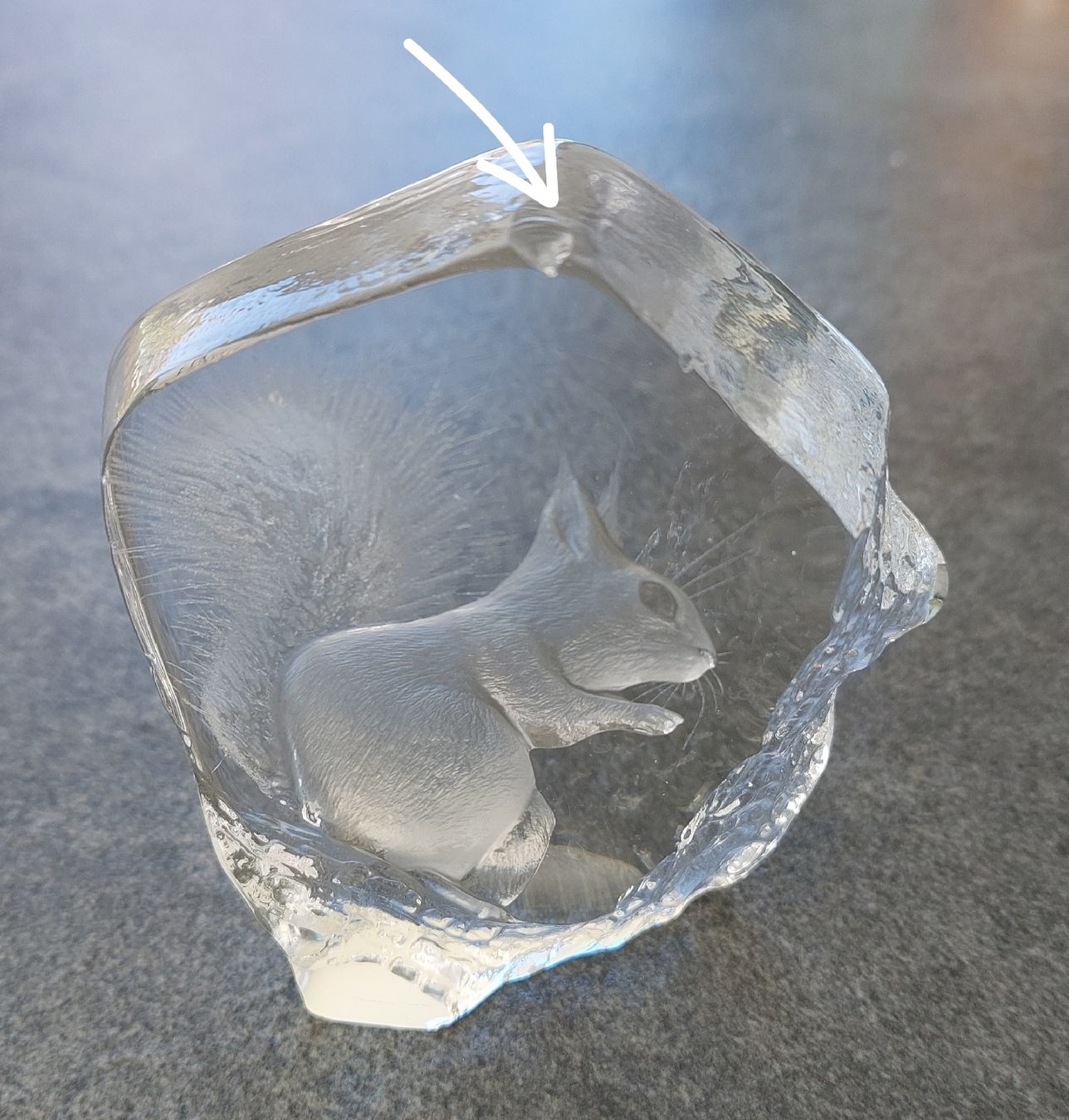 Statuette: Glasskulptur Eichhörnchen – Usato da Brütten venduto da Chrigel770