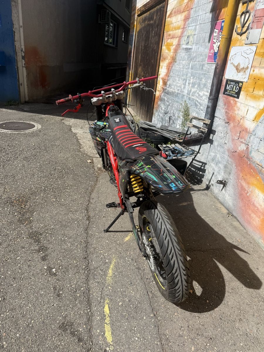 Enduro: Valenti Racing 50 – Difettoso da Basel venduto da ZzYyXx 3