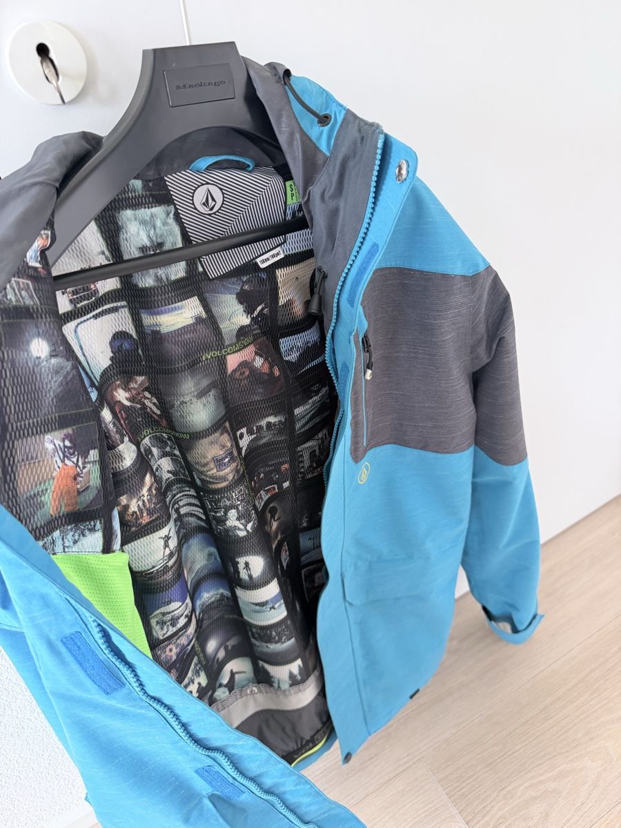 Volcom Jacken: Volcon Ski Jacket Blue Grey Size S – Gebraucht aus Zürich von jil_7l2p 3